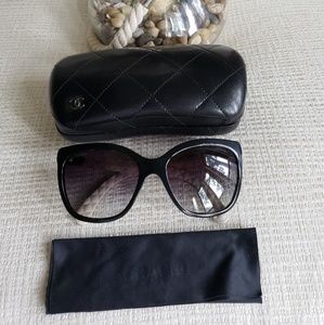 🚫SOLD🚫Chanel Cat Eye Sunglasses